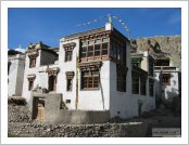 ε (Leh)-ũ(Ladakh)